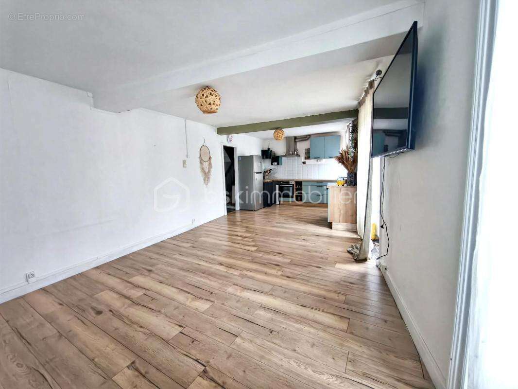 Maison de ville avec garage et terrain – boën-sur-lignon - photo 2