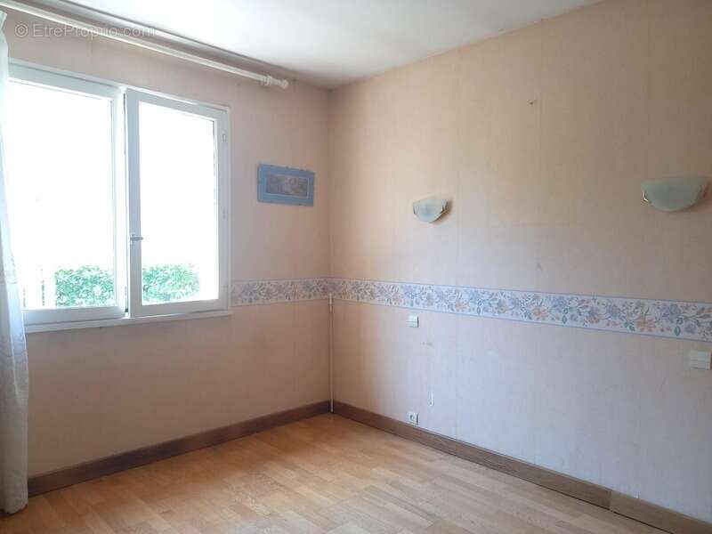 Maison à vendre 7 pièces VILLEFRANCHE DE ROUERGUE (12) - photo 7