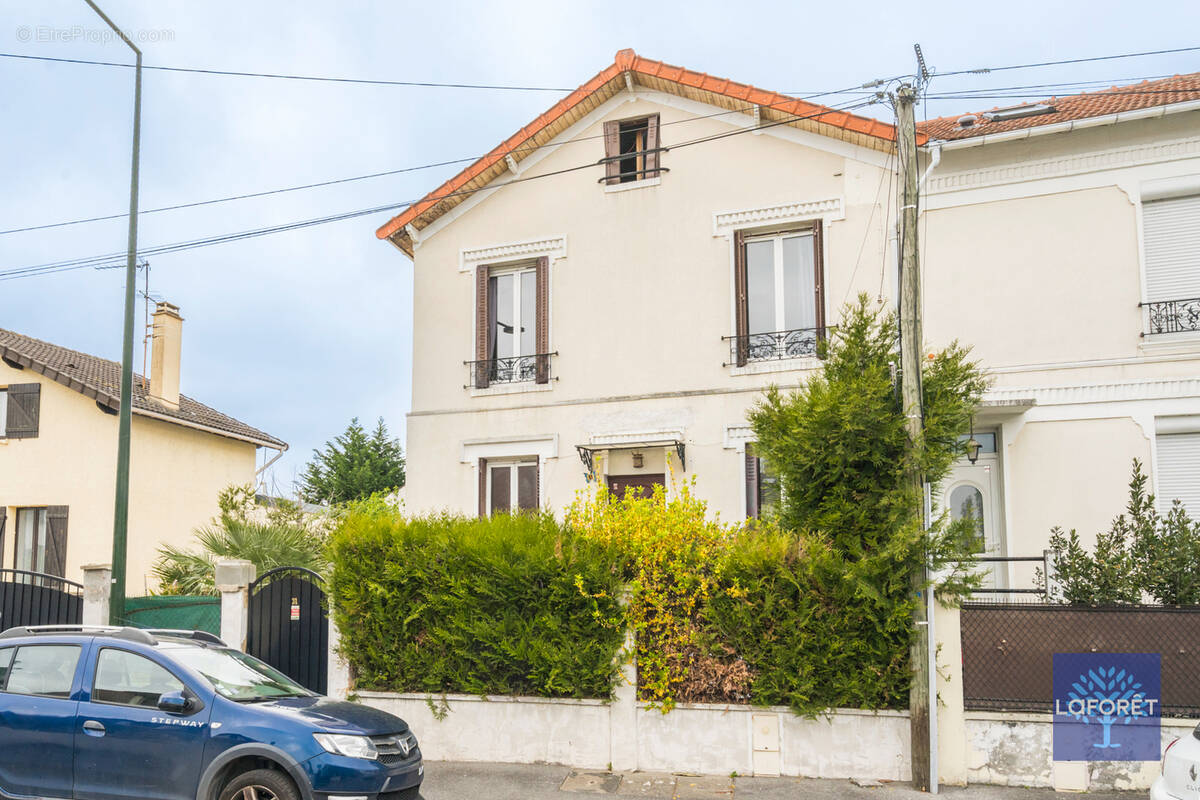 Maison à LES PAVILLONS-SOUS-BOIS