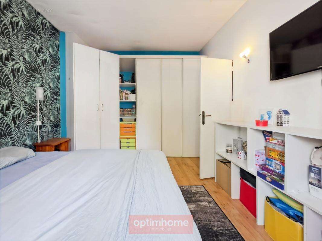 Maison de ville de 146 m² – 4 chambres – bureau – cour et jardin - photo 14