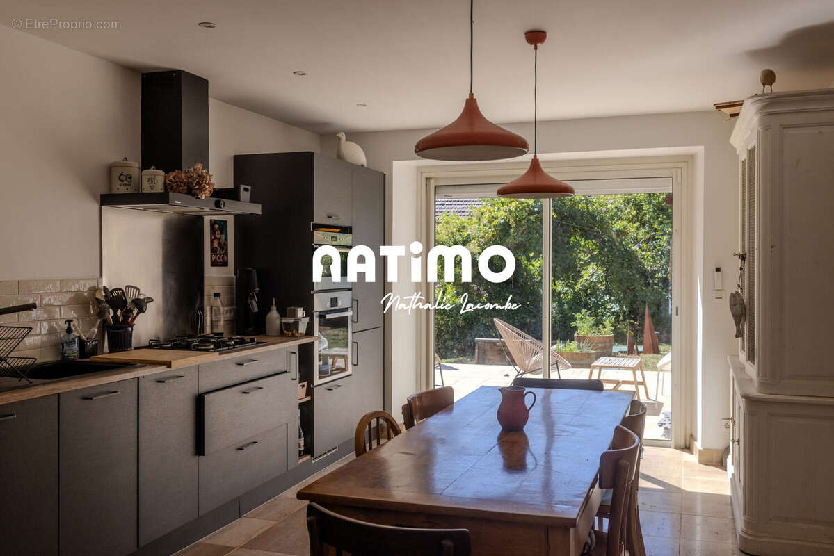 Maison 160 m² à Saffres  - photo 3