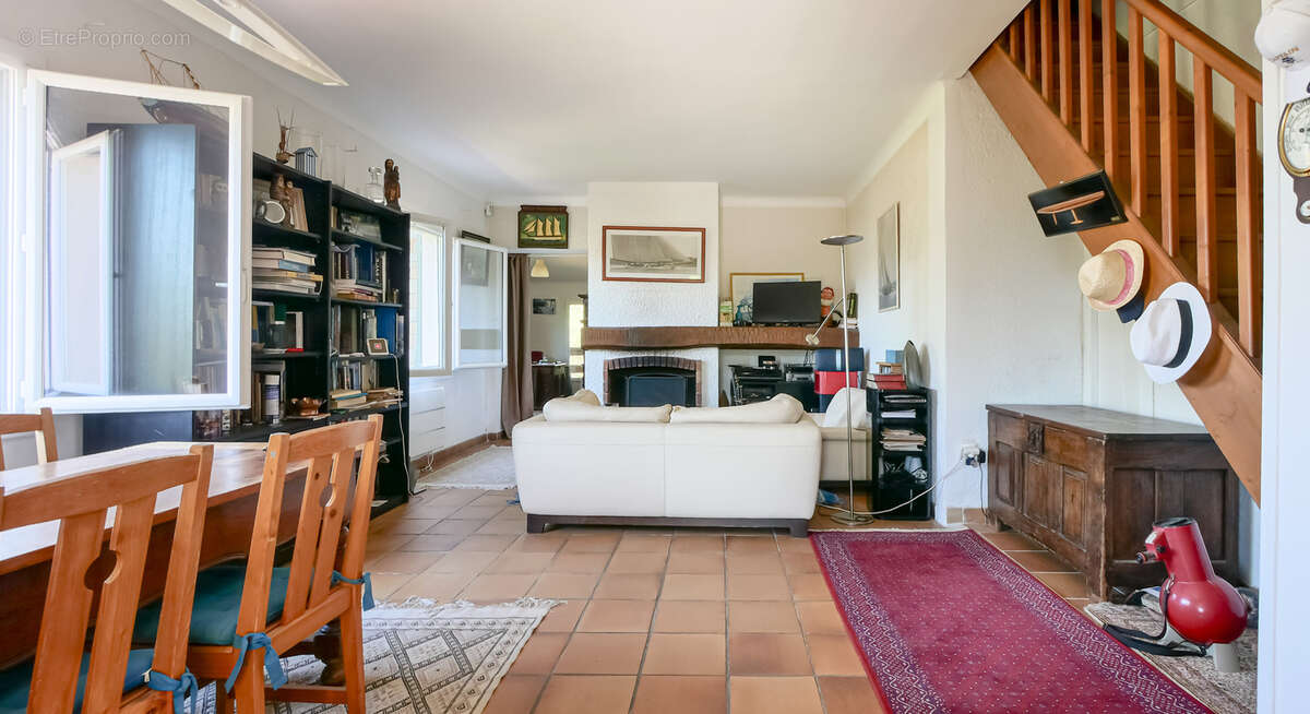 Maison à HYERES