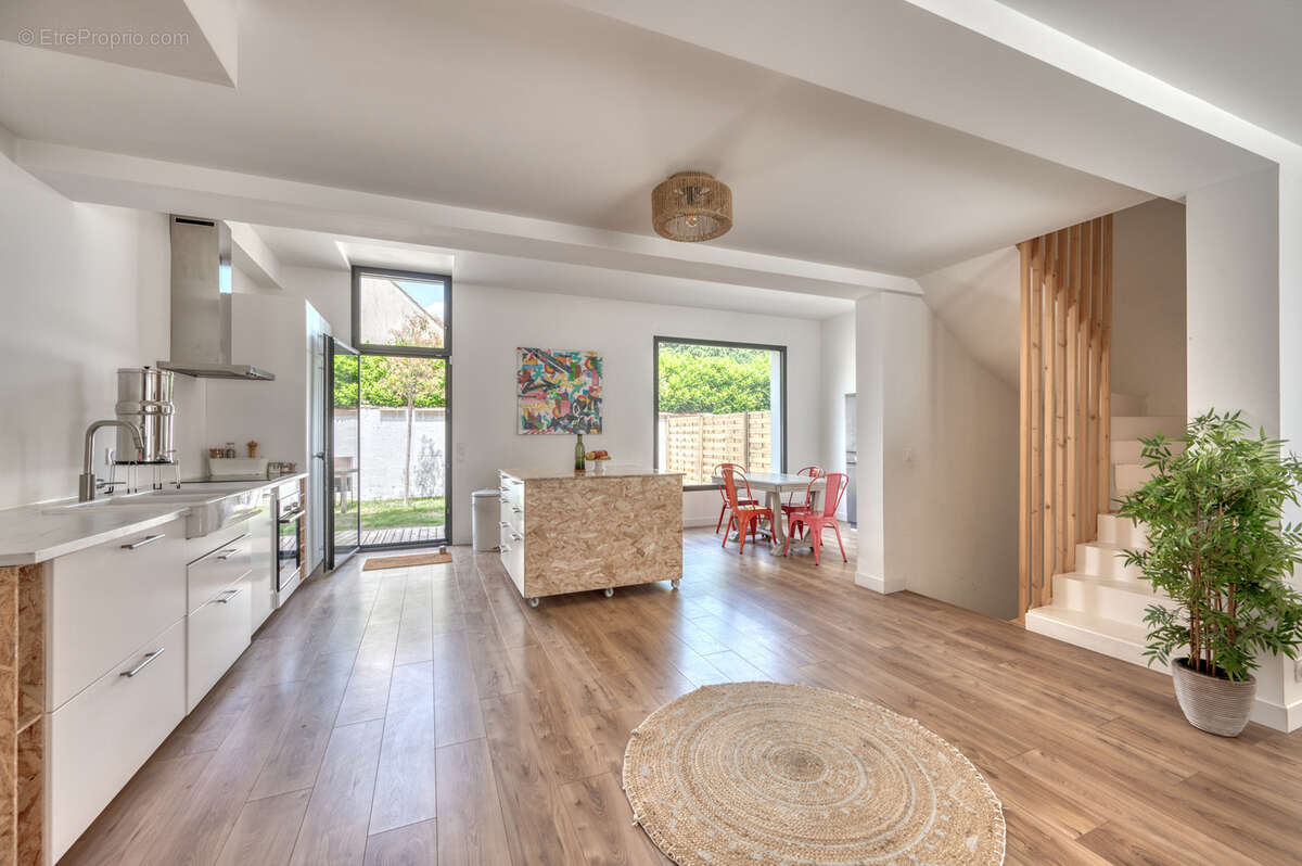 Maison à CROISSY-SUR-SEINE