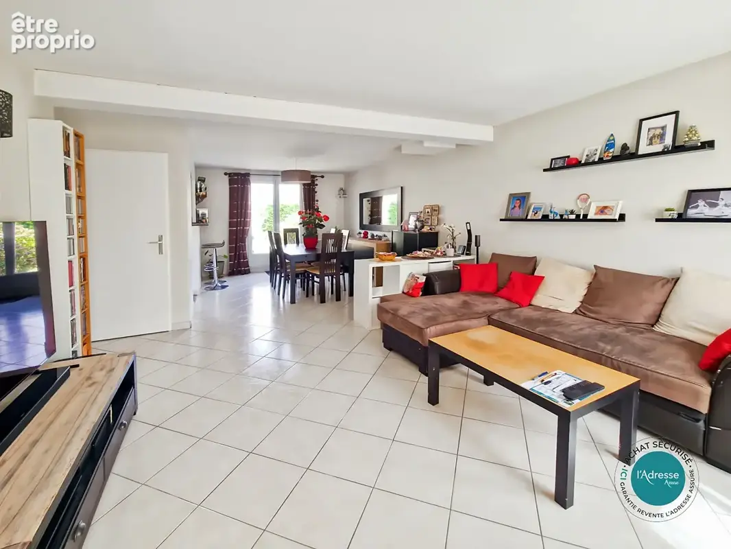 Maison avec jardin et garage - photo 5