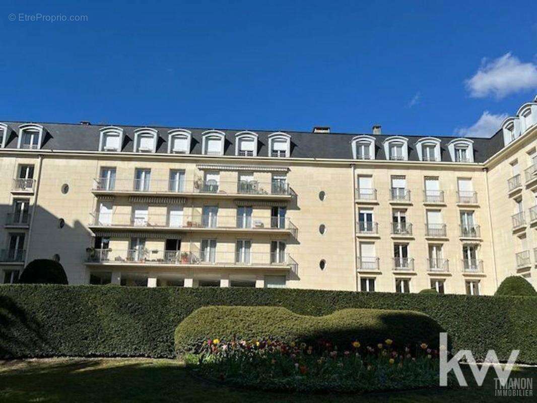 Appartement à VERSAILLES