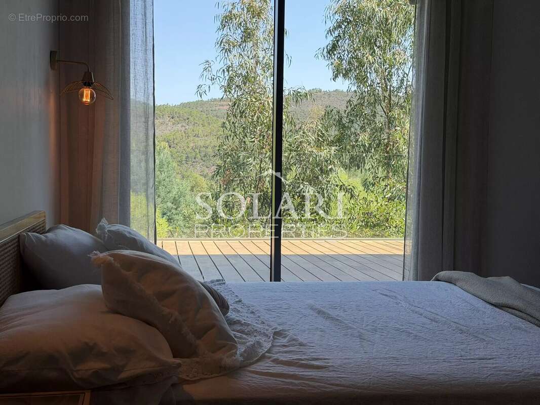 Villa contemporaine avec vue mer à Théoule - photo 15