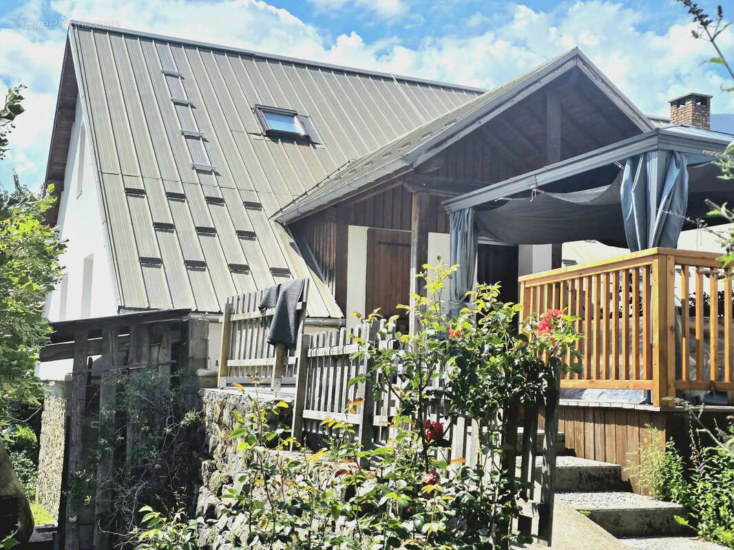 Maison à SAINT-SAUVEUR