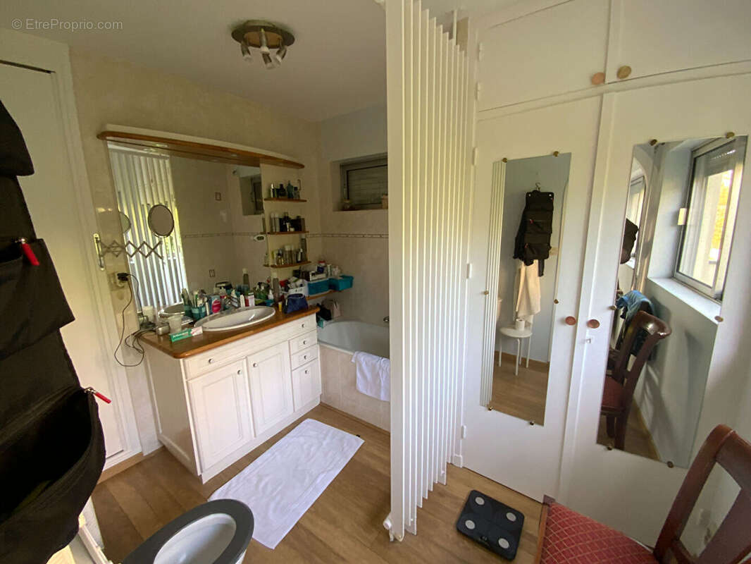 Maison à LE CREUSOT