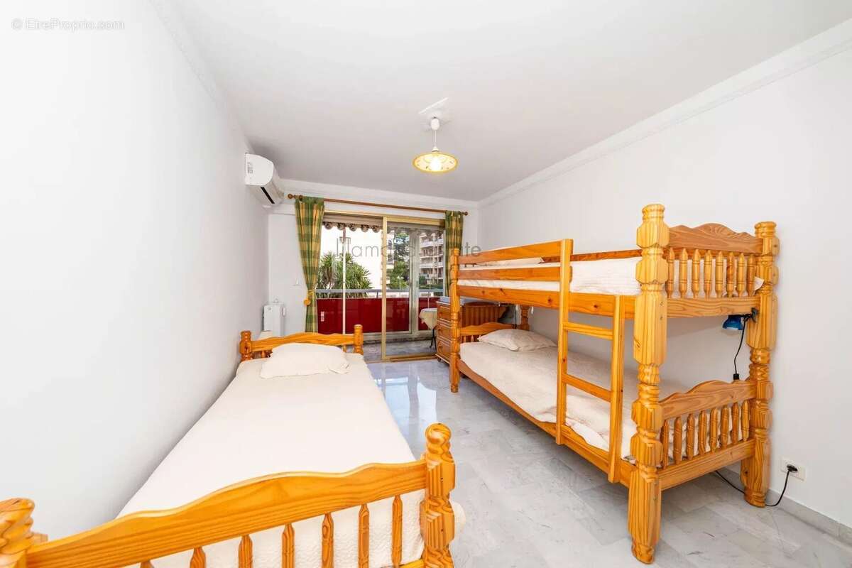 Appartement à LE CANNET