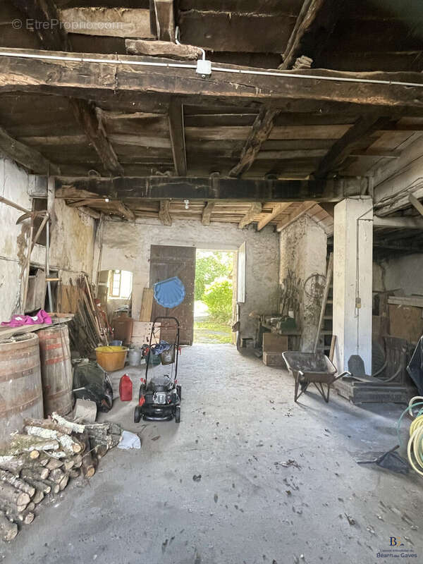 Maison à LAHONTAN