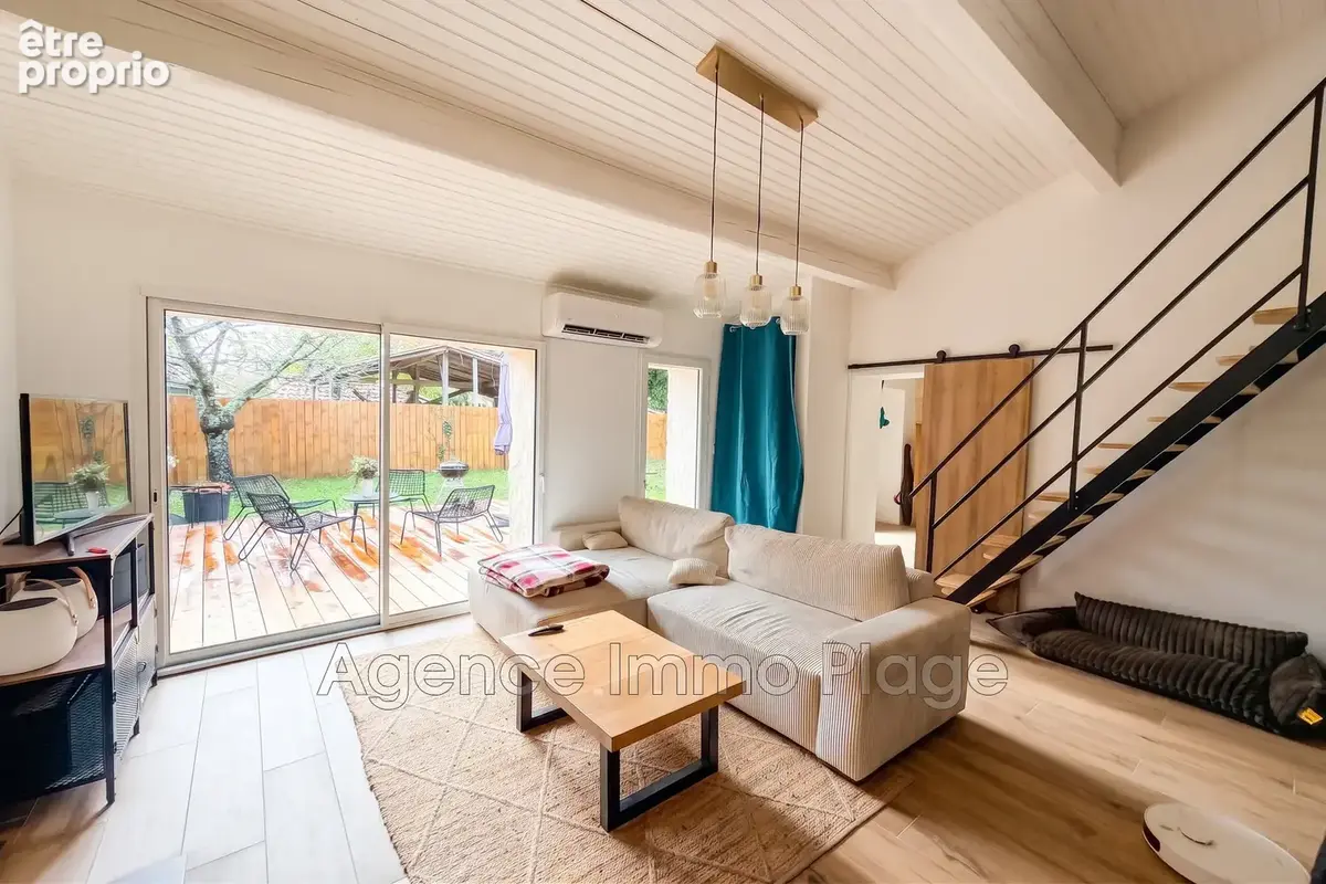 Maison 4 pièces 75 m² à vendre à Gaillan-En-Medoc (33340) - photo 1