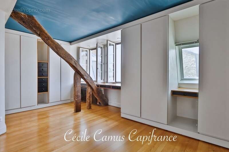 Appartement à PARIS-5E