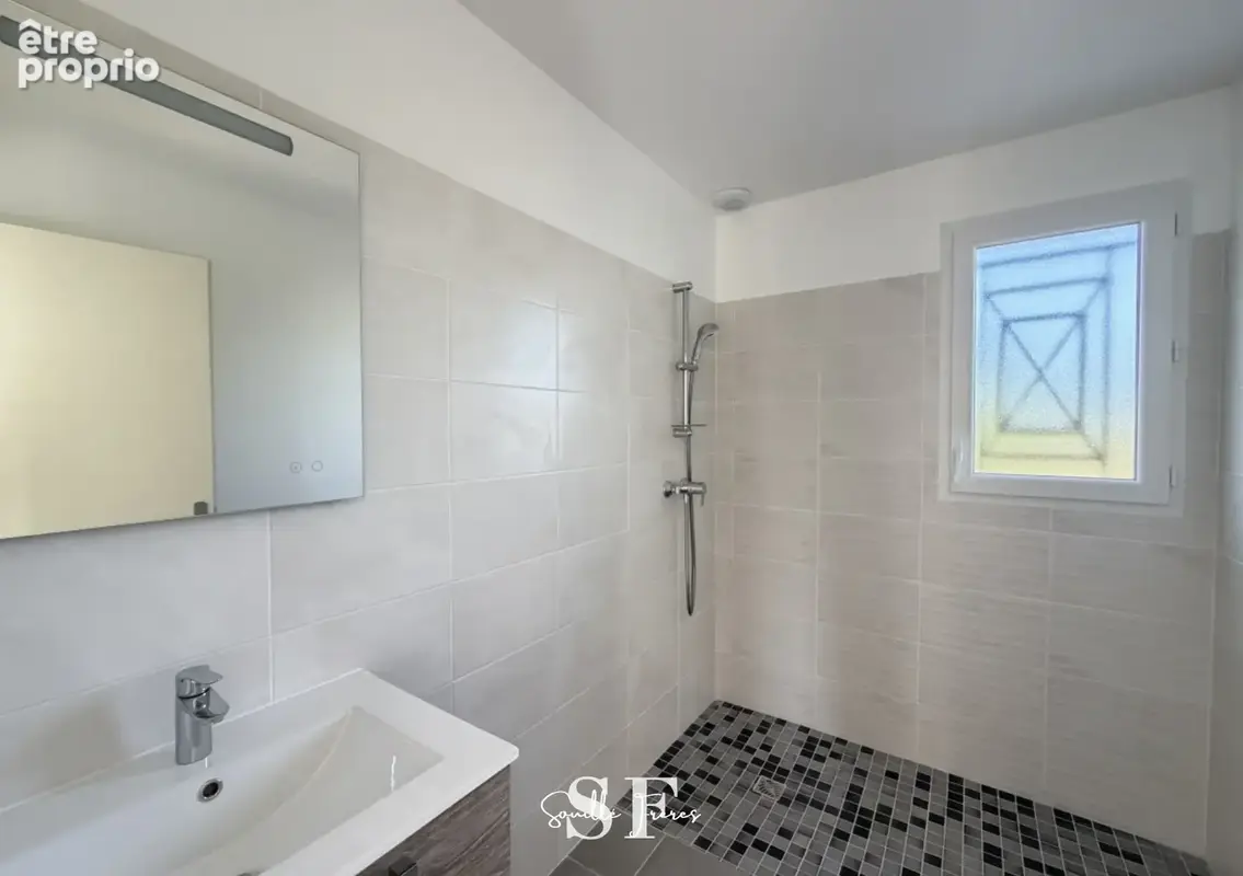 Moirax - villa neuve de plain-pied avec terrain autour - photo 6