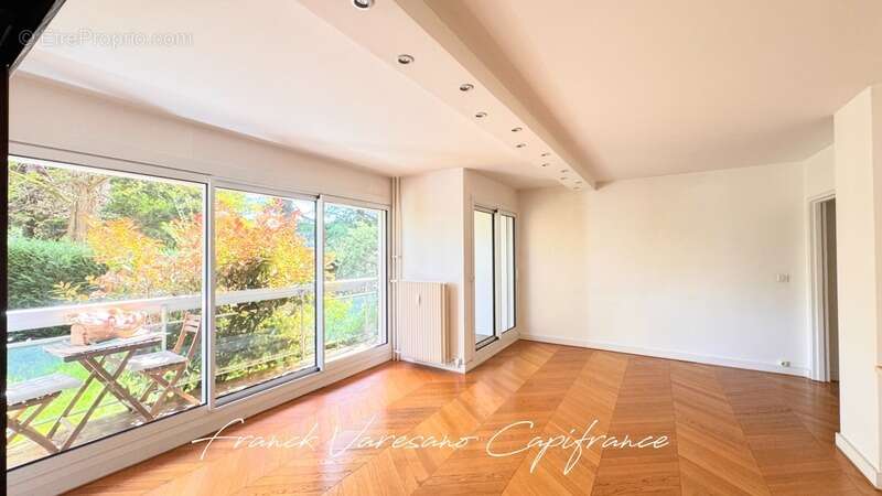 Appartement à BAILLY