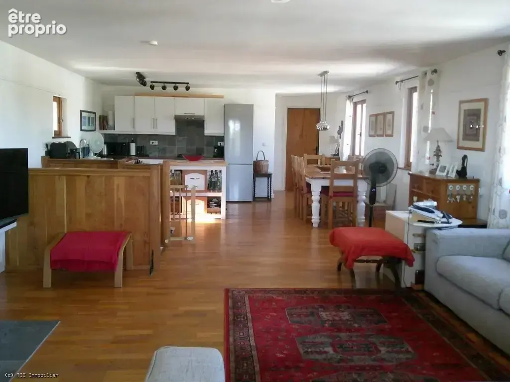 Superbe Maison Individuelle Avec Une Piscine Chauffée et Une Maison À Rénover - photo 13