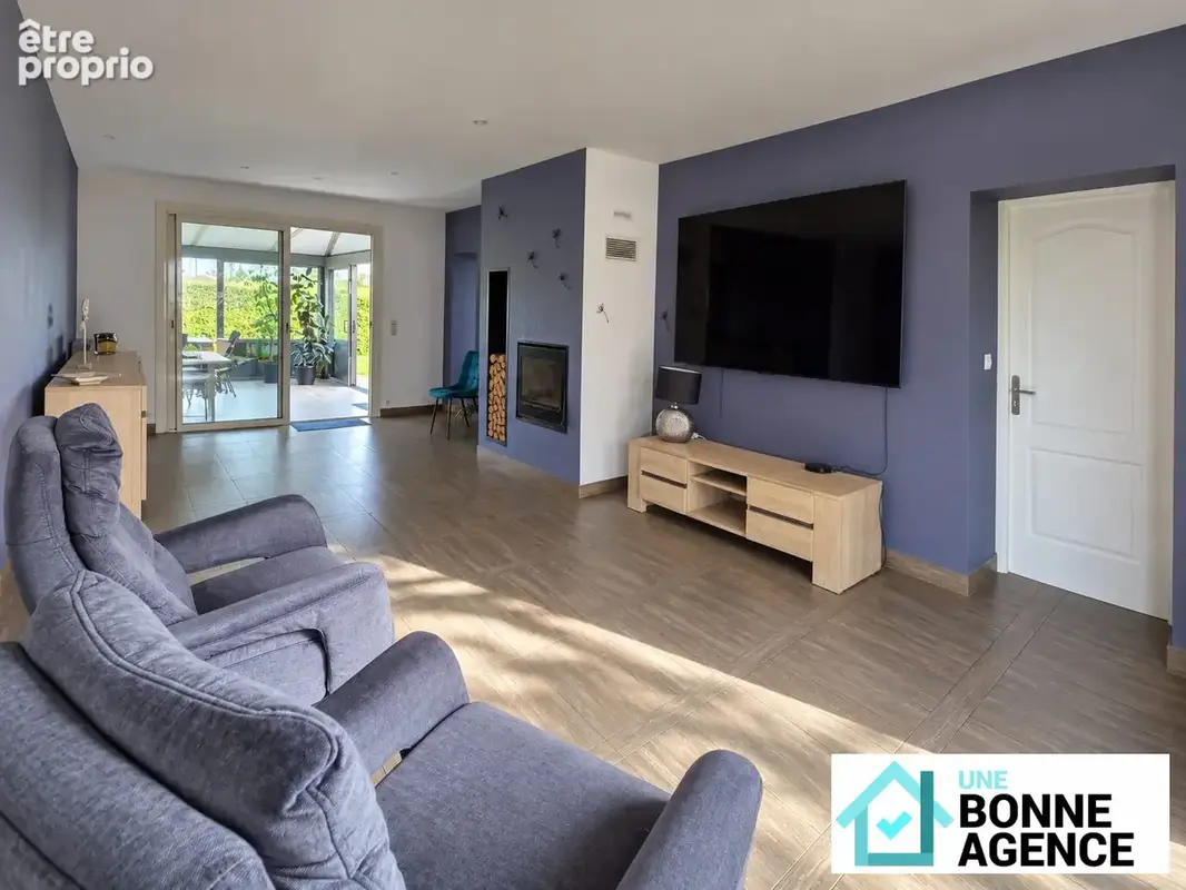 Maison 8 pièces 158 m² à vendre à Saint-Antoine-Du-Rocher (37360) - photo 2