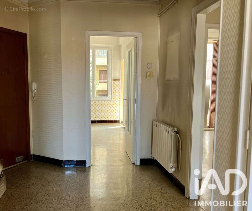 Photo 8 - Appartement à MARSEILLE-1E
