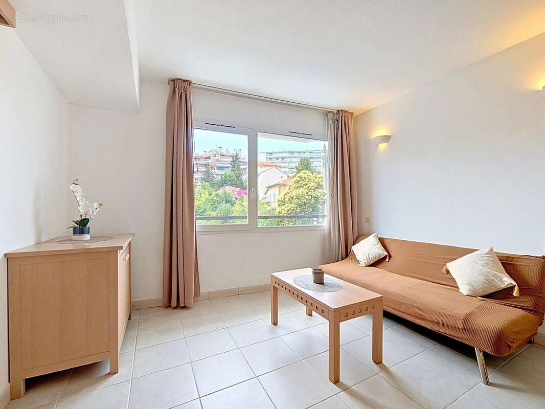 Cannes : 3 pieces en parfait etat avec parking prive - photo 5