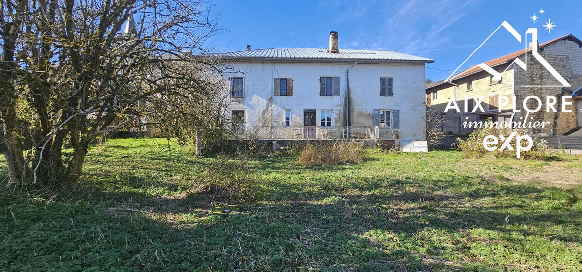 Maison à CORCELLES