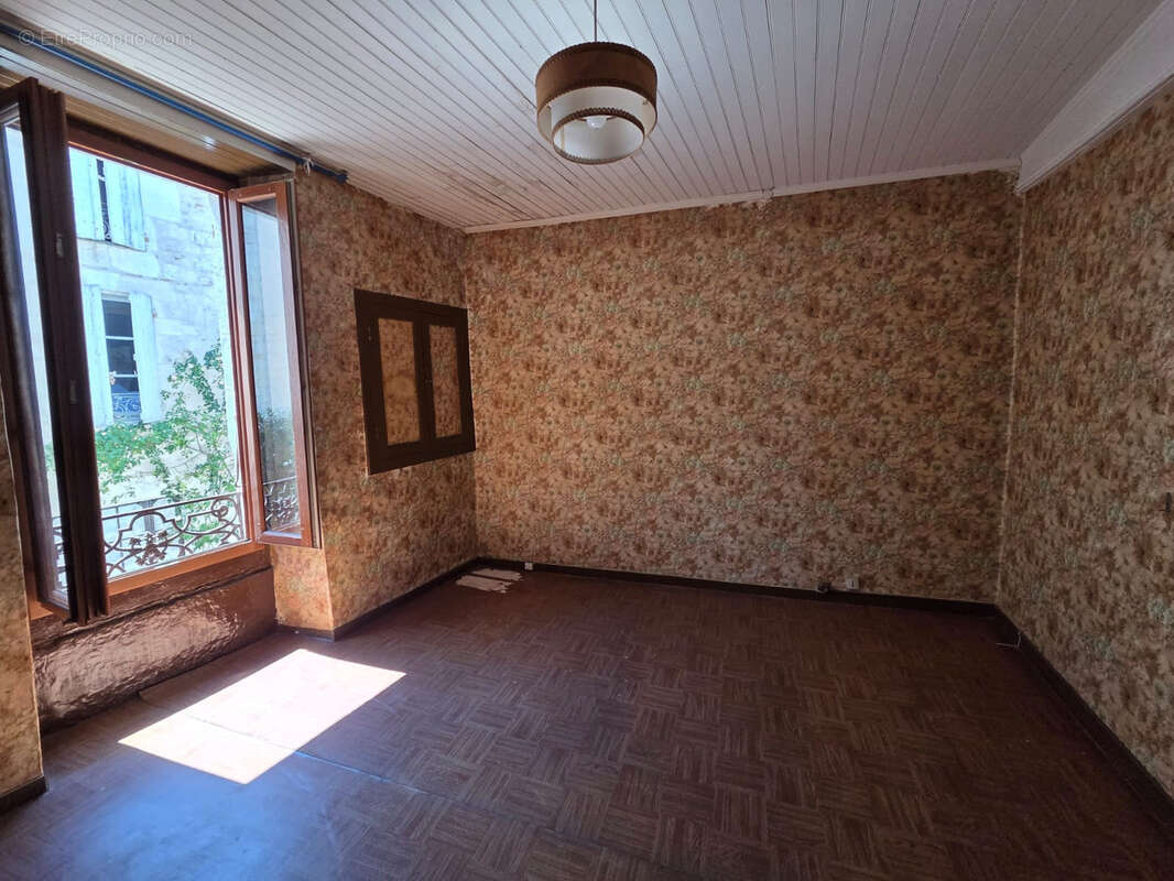 Beau potentiel pour cette maison de village - photo 10
