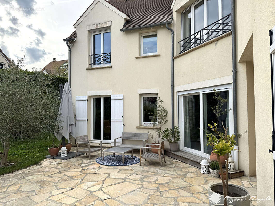 Maison à SAINT-GERMAIN-EN-LAYE