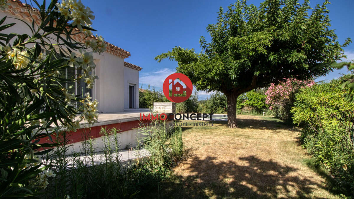 Maison à PUJAUT