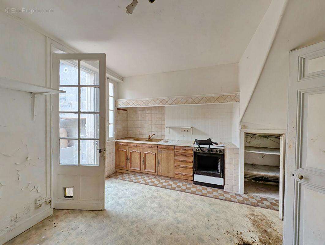 Maison à LE BUGUE