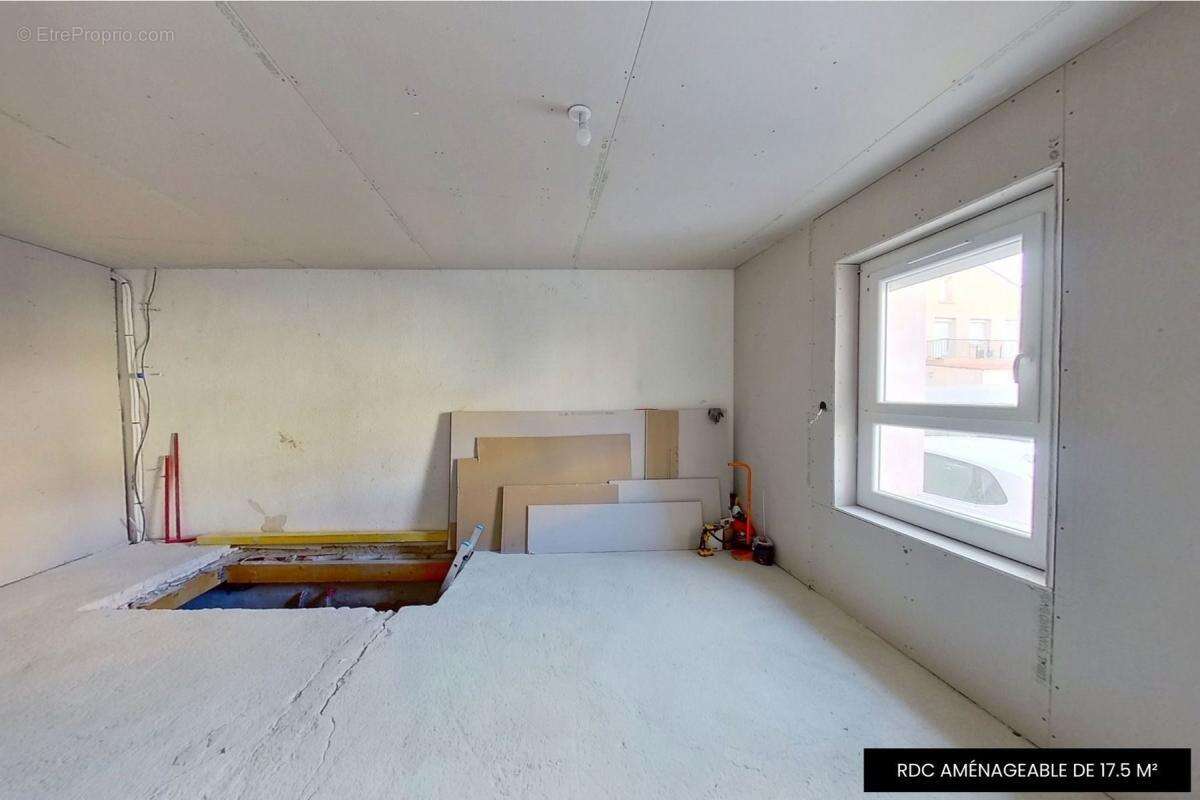 Commerce à VILLENEUVE-DE-LA-RAHO