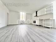 Appartement à COMBRONDE