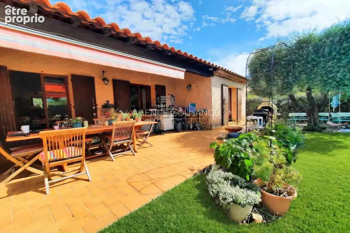 Maison 84 m² à Saint-Cyr-Sur-Mer  - photo 2