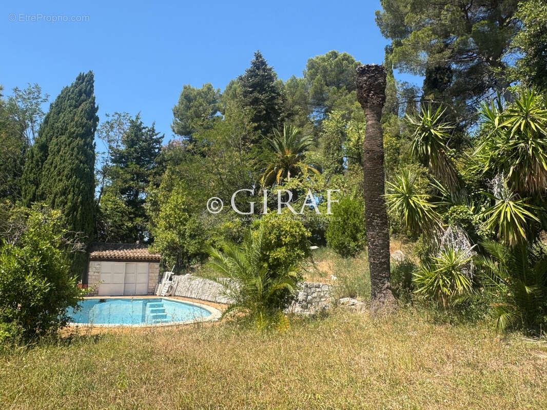 Propriété atypique au caractère rare et authentique, - photo 4