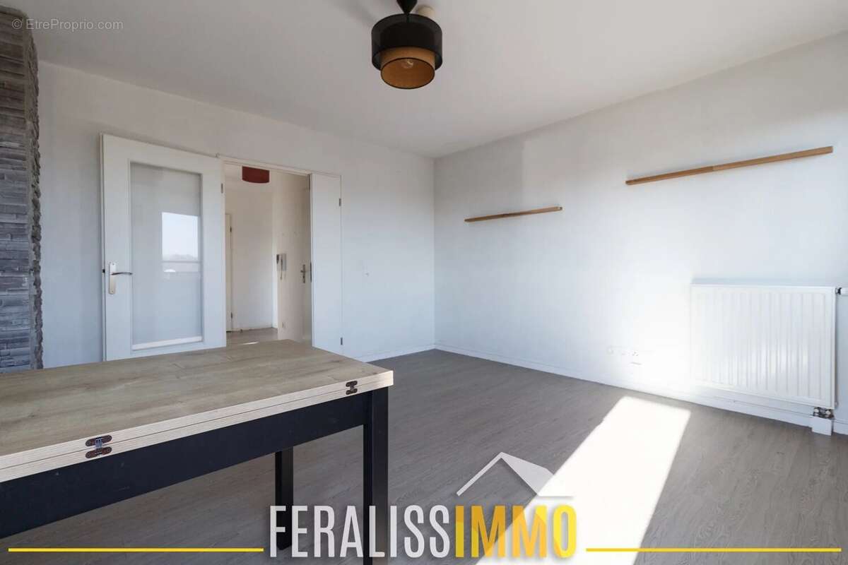 Appartement à ERAGNY