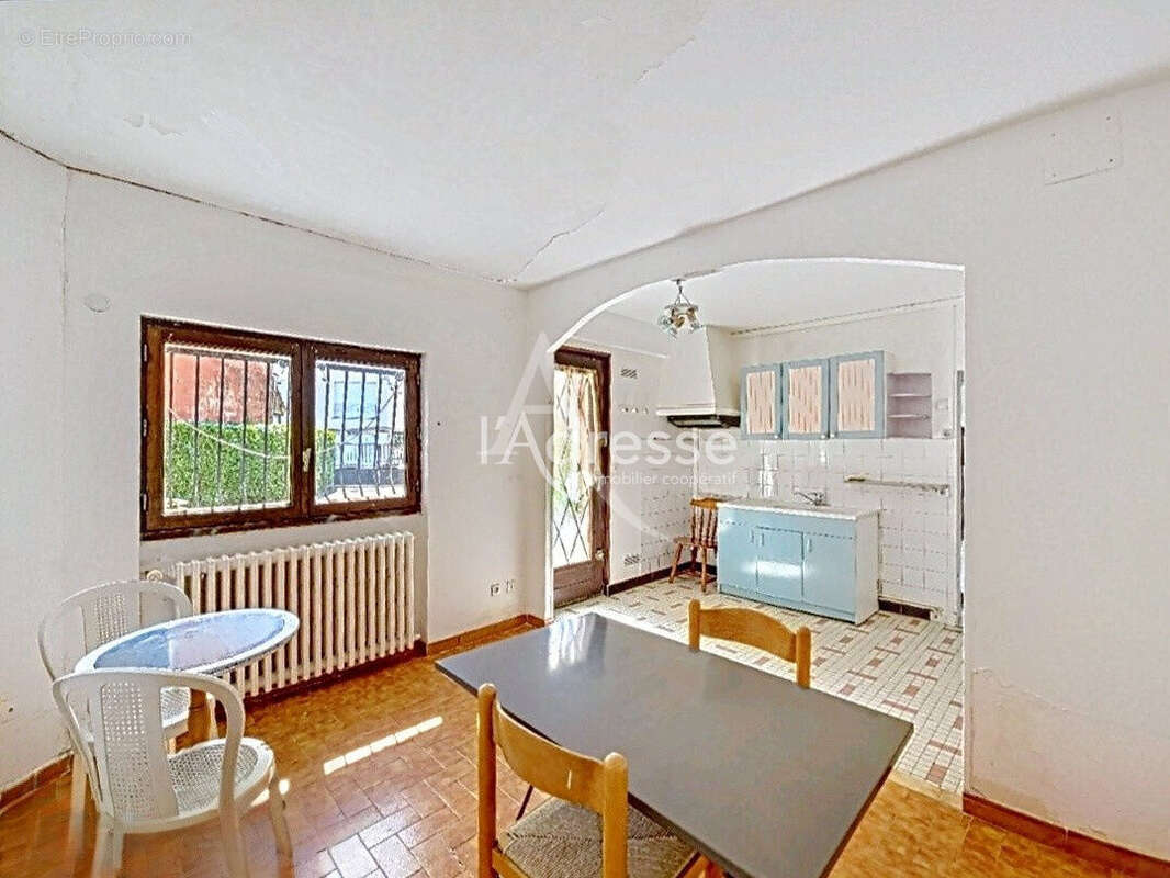 Appartement à OZOIR-LA-FERRIERE