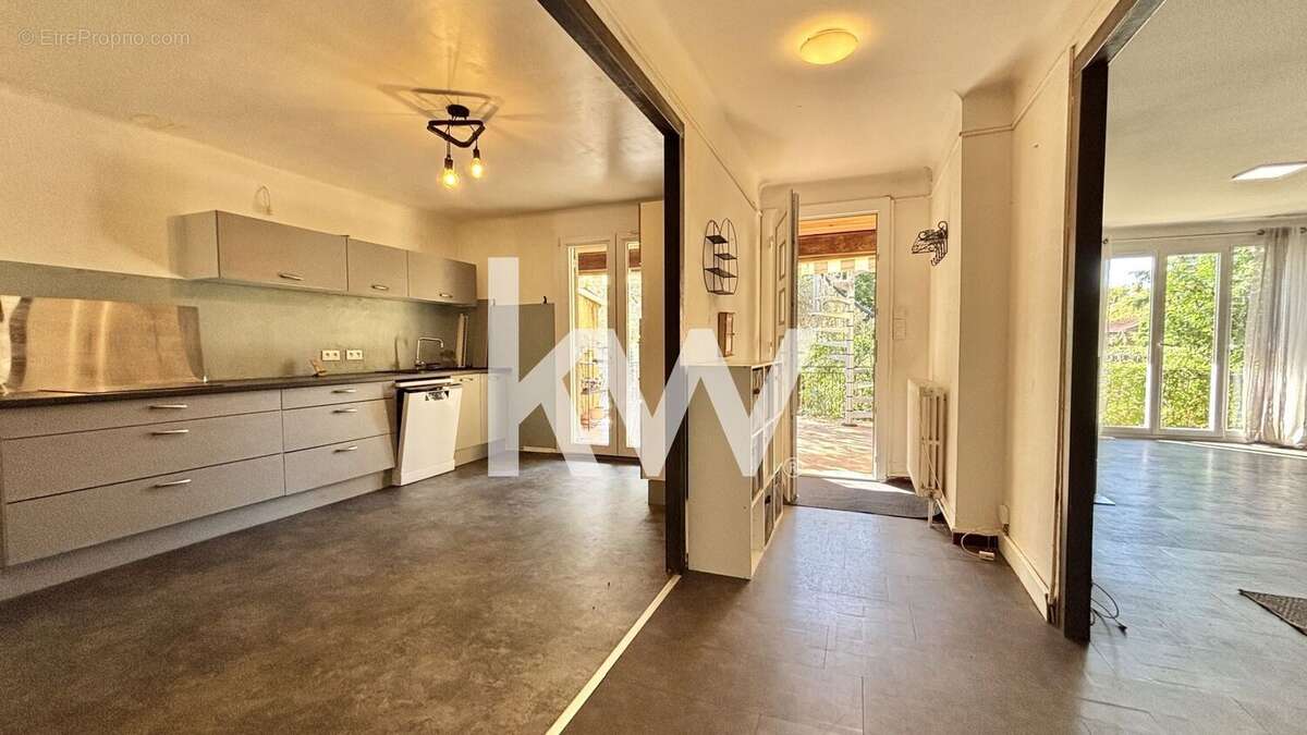 Maison à SALON-DE-PROVENCE