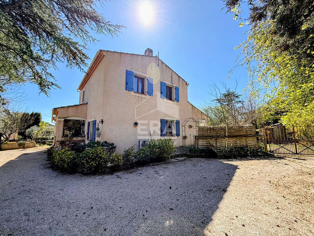 Maison à SAINT-MAXIMIN-LA-SAINTE-BAUME