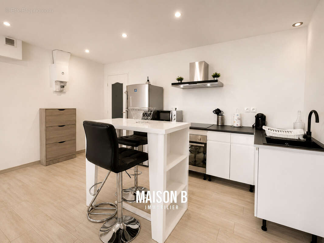 Appartement à MARSEILLE-8E