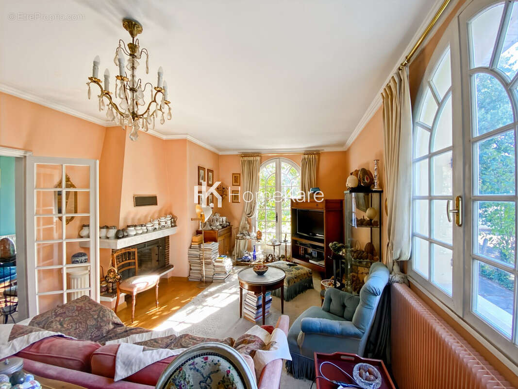 Maison à MARTIGNAS-SUR-JALLE