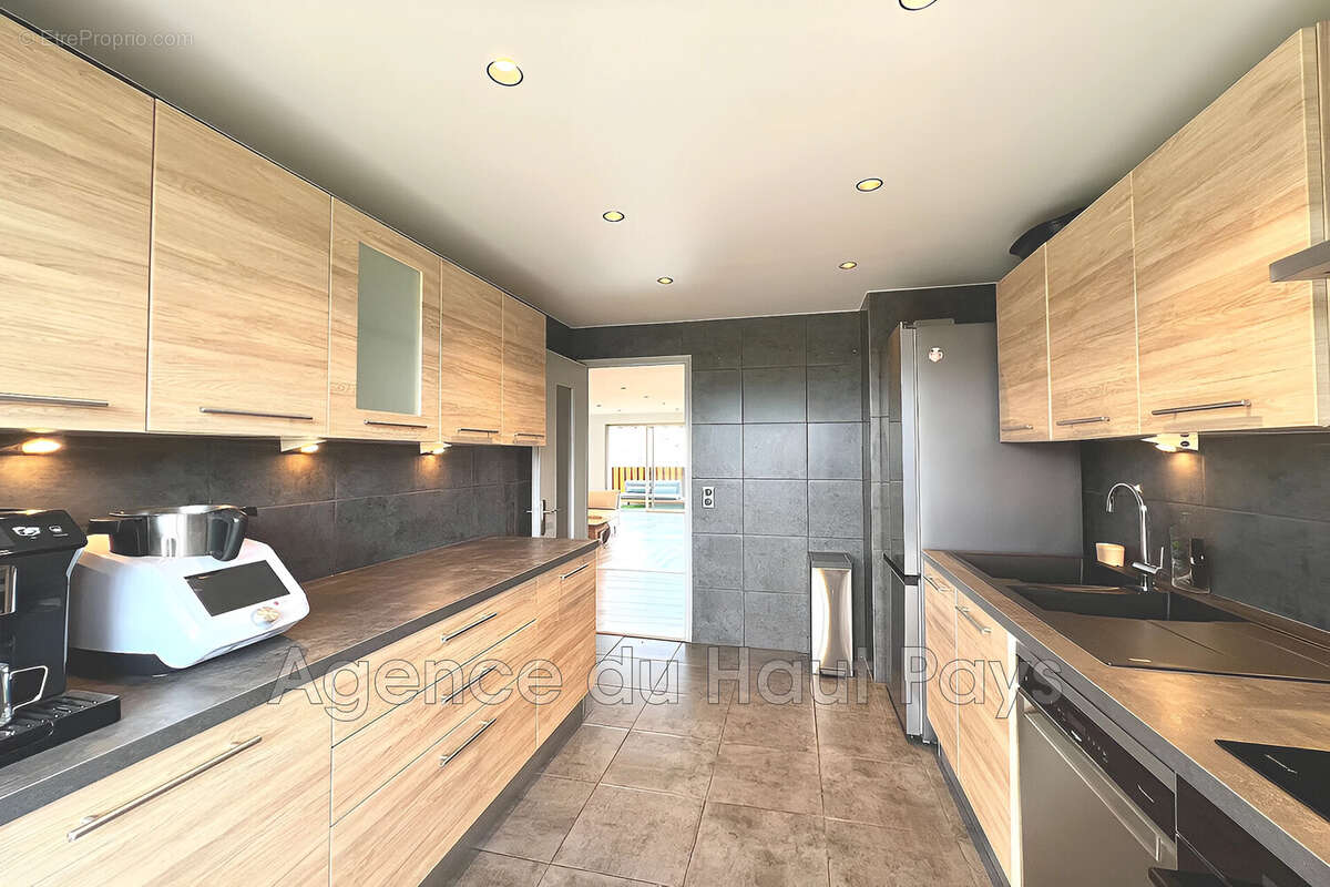 Appartement à LE CANNET