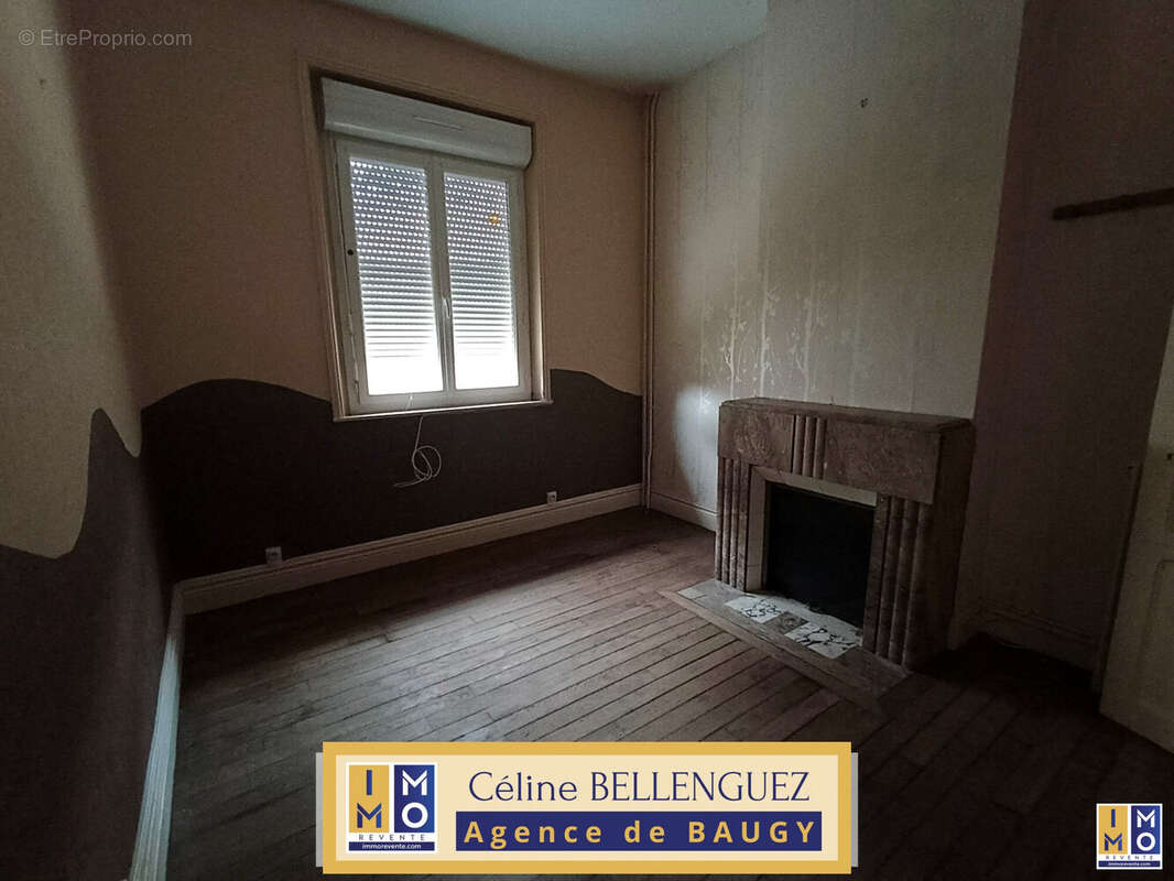 Appartement à AVORD