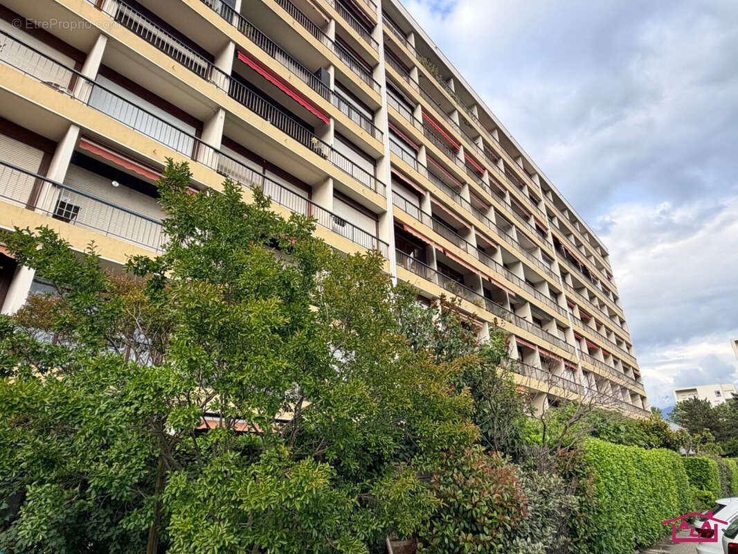 Appartement à ECHIROLLES