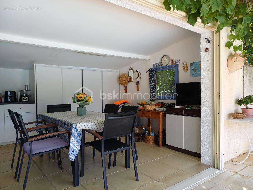 Maison à LES MEES