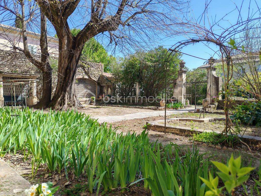 Maison à BOURG-SAINT-ANDEOL