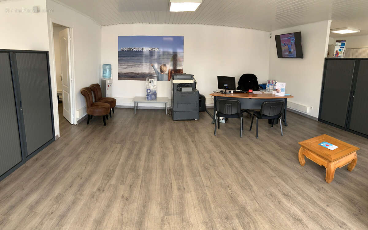 Commerce à SAINT-PIERRE