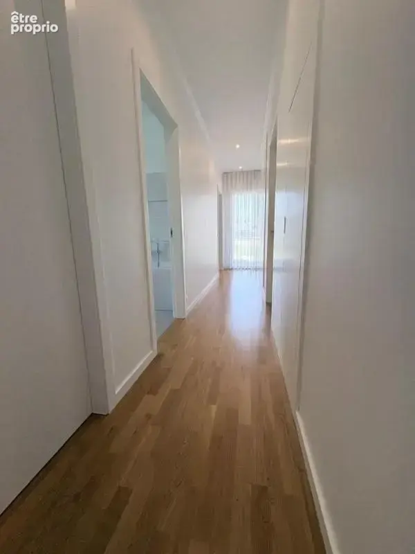 Maison PLAIN PIED TOTAL Montreuil Juigne 5 pièce(s) 160 m2 - photo 8