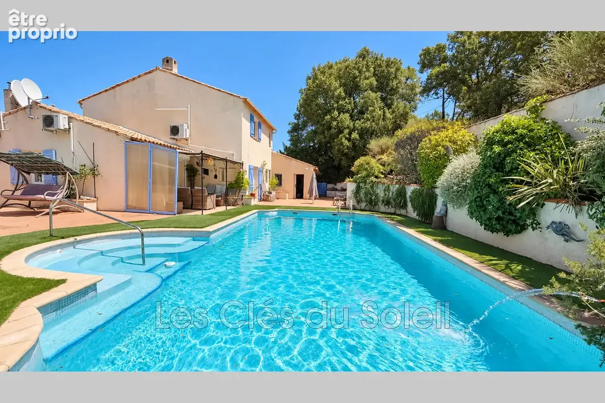 Maison 4 pièces 115 m² à vendre à Le Val (83143) - photo 1