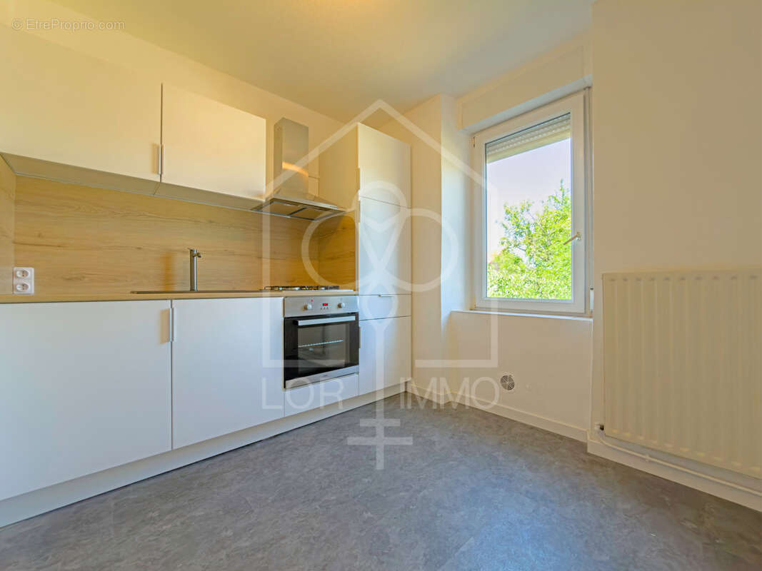 Appartement à MONTOIS-LA-MONTAGNE