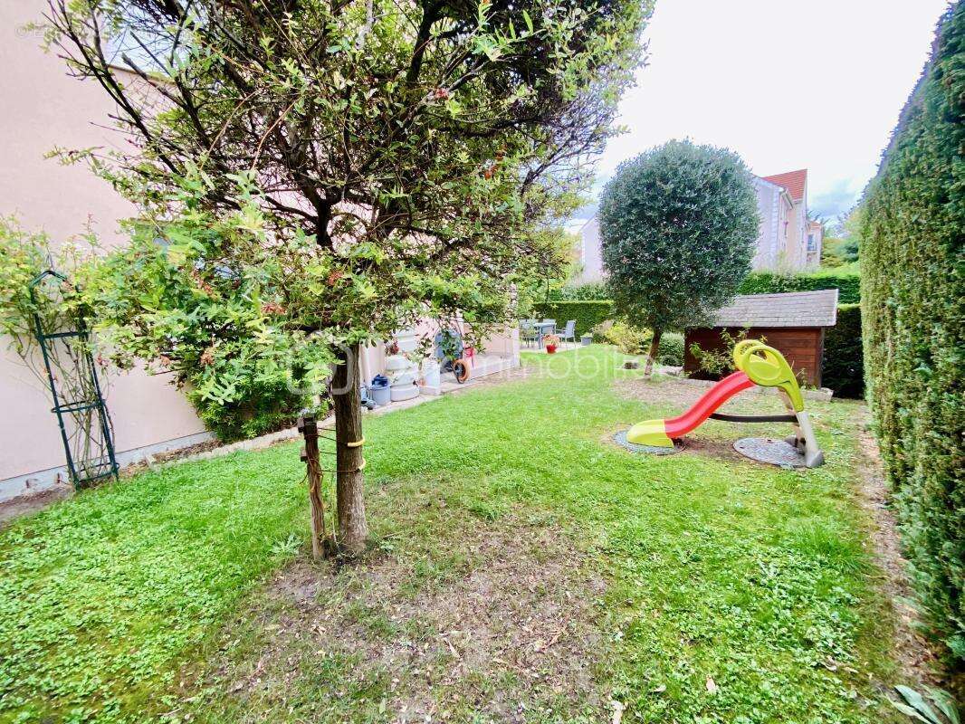 Appartement à CLAYE-SOUILLY