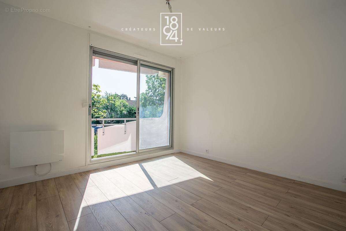Appartement à MARSEILLE-14E