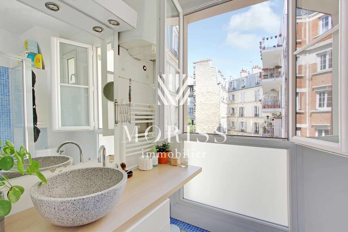 Appartement à PARIS-11E