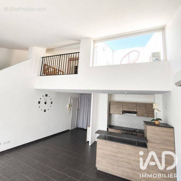 Photo 1 - Appartement à SAINT-JUST